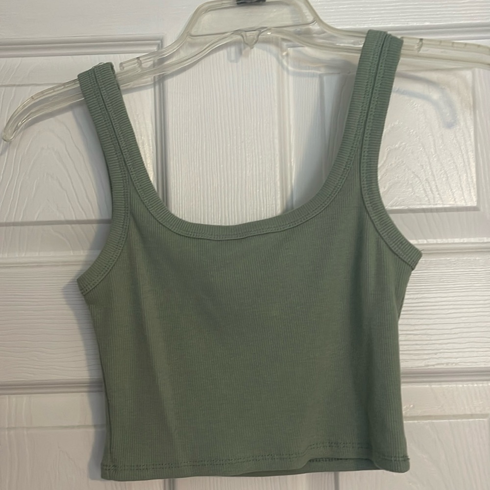 No tags inside but size medium crop top